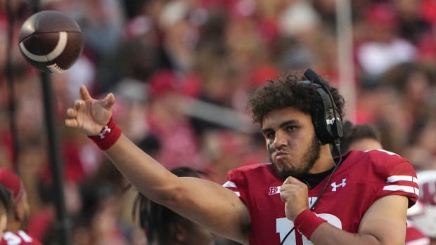 Wisconsin quarterback Myles Burkett (16) is shown during the first quarter of their game Saturday, September 3, 2022 at Camp Randall Stadium in Madison, Wis. Wisconsin beat Illinois State 38-0. Mjs Uwgrid03 35 Jpg Uwgrid03